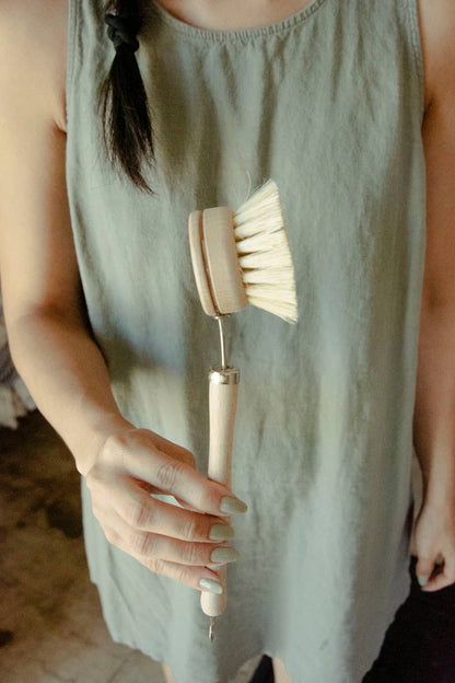 CASA AGAVE® Flat Long Handle Dish Brush White Teak - No Tox Life