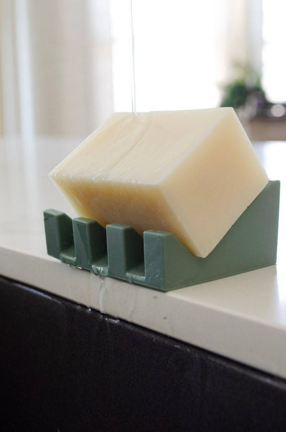 Silicone Draining Soap Dish | Me Mother Earth
