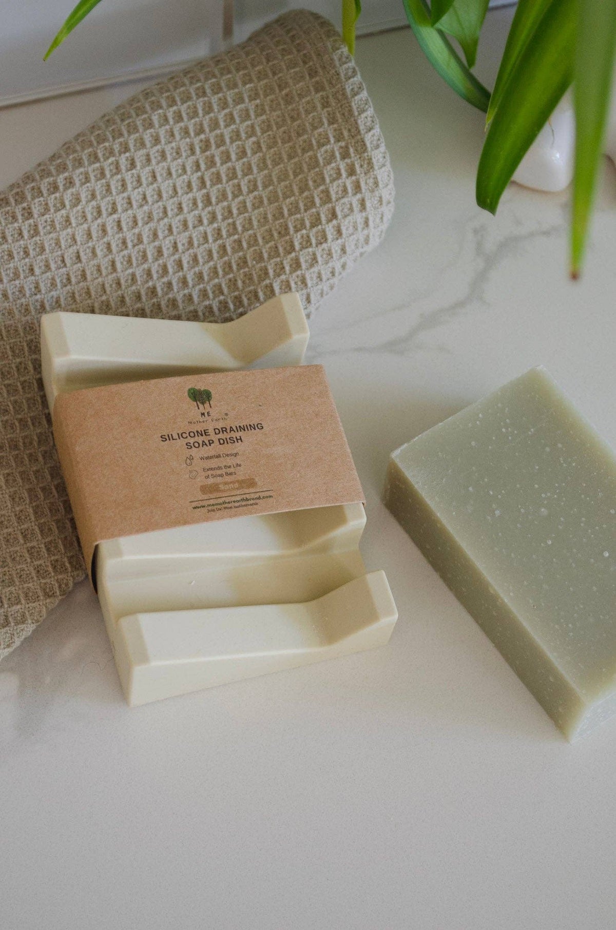 Silicone Draining Soap Dish | Me Mother Earth