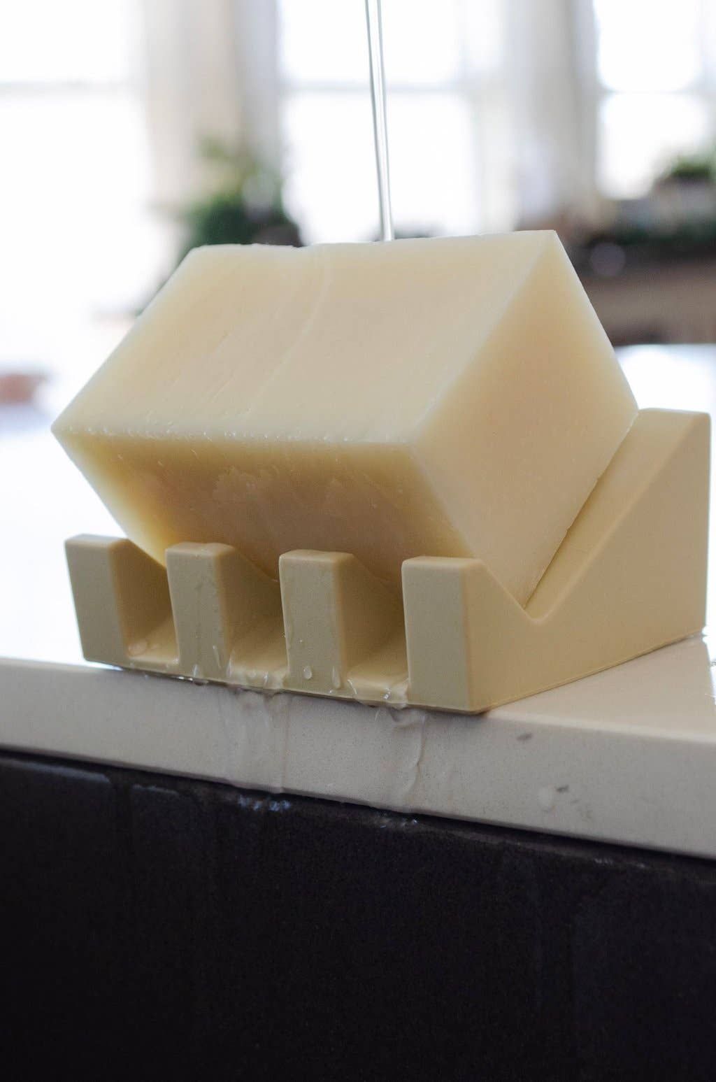 Silicone Draining Soap Dish | Me Mother Earth
