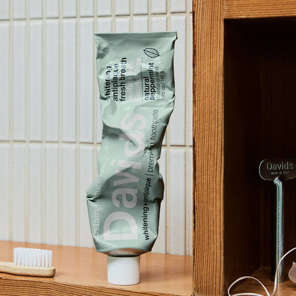 Davids premium toothpaste  /  peppermint (No NHA)