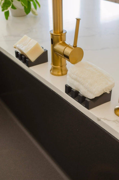 Silicone Draining Soap Dish | Me Mother Earth
