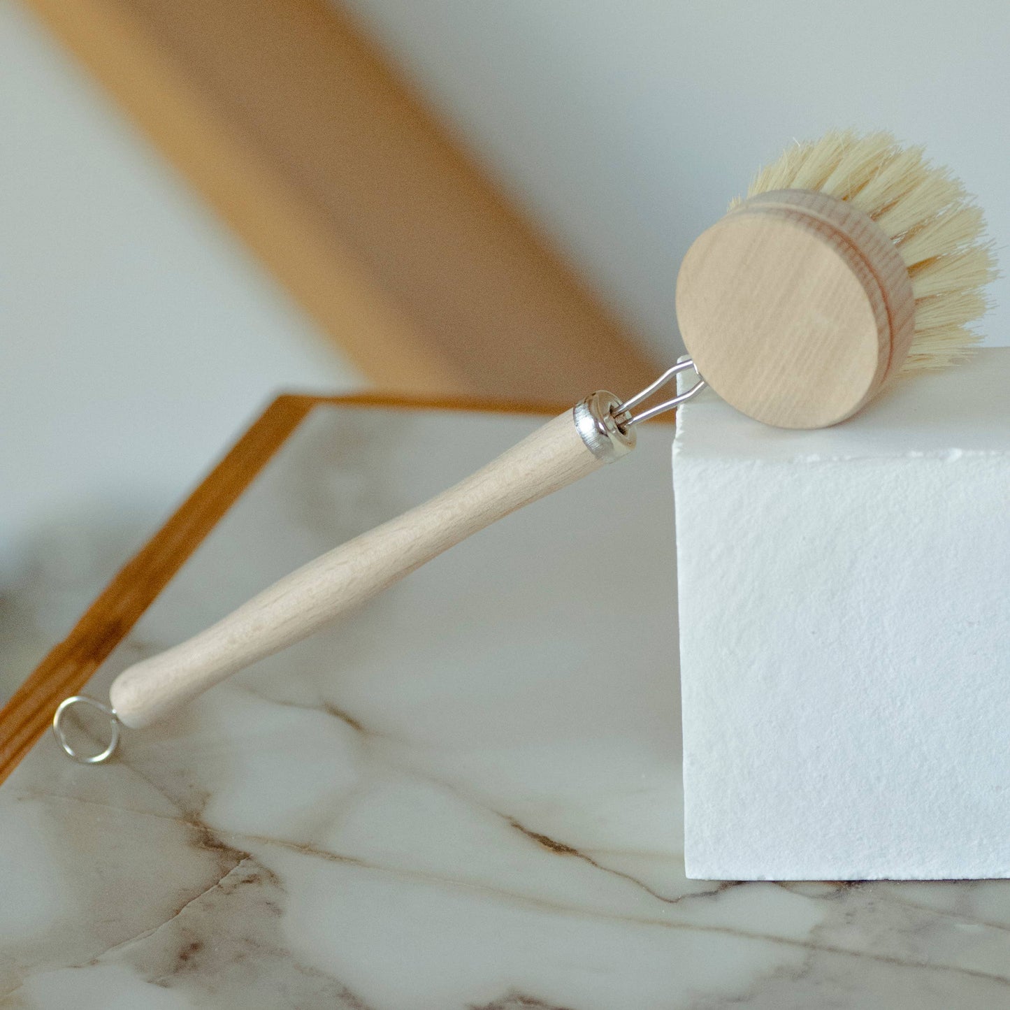 CASA AGAVE® Flat Long Handle Dish Brush White Teak - No Tox Life